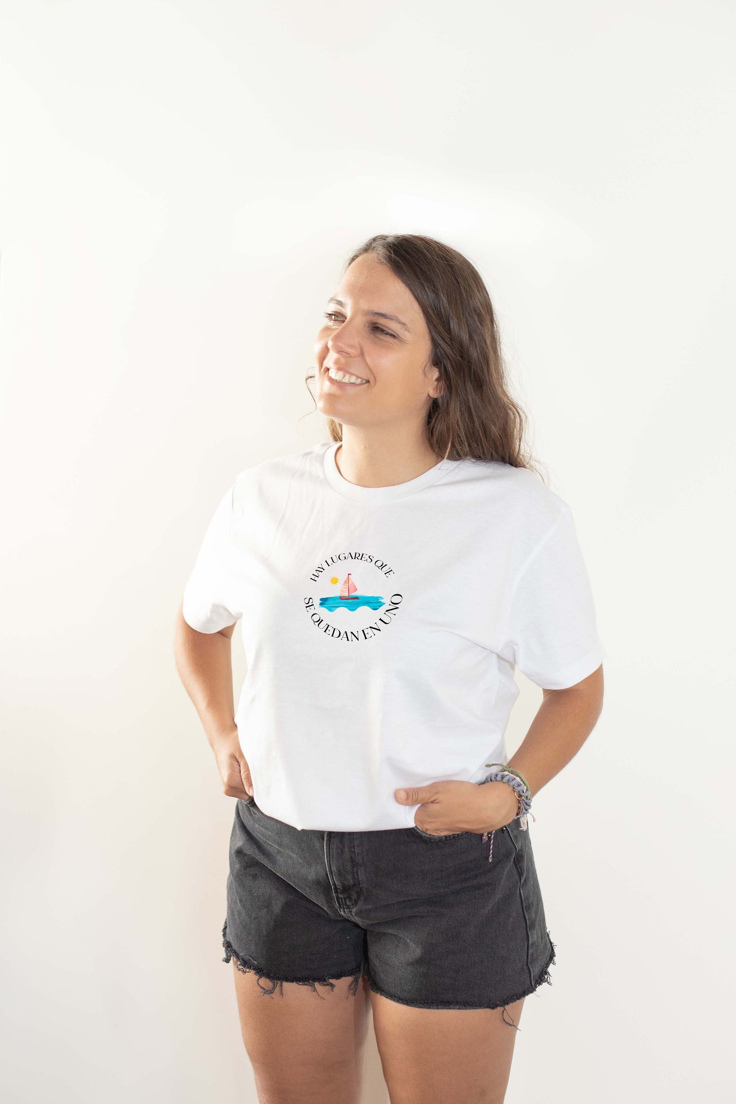 CAMISETA HAY LUGARES QUE SE QUEDAN EN UNO