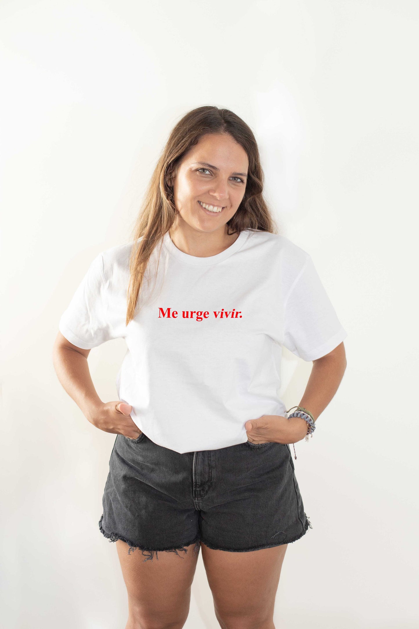 CAMISETA ME URGE VIVIR