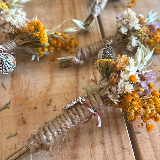 Ramo miniatura con medallita para invitados